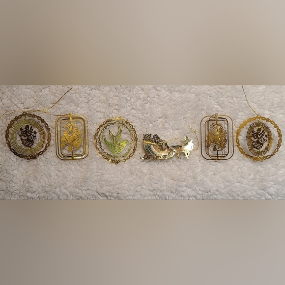 Vintage 12 Days of Christmas pierced metal tree ornaments, lot of 6 - Picture 2 of 5